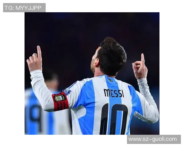 欧洲足球男球星的崛起与辉煌：从梅西到C罗的传奇历程